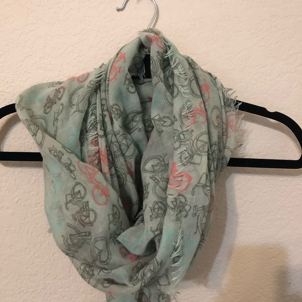 Bicycle light scarf 🧣